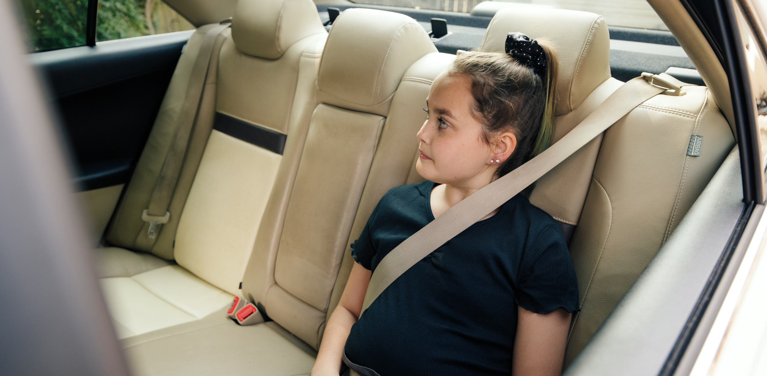 What is The Age and Weight for the Front Seat?